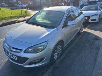 vauxhall, astra, estate, 2013, manual, 1686 (cc), 5 doors