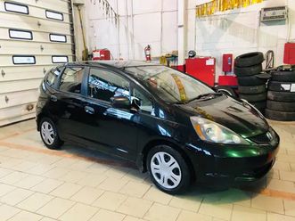 2009 honda fit dx/ air climatisé/ très bonne mécanique
