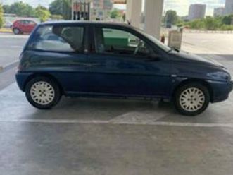 lancia y нов съединител ≫ 2002 • 1 000 eur • id