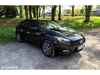 infiniti q30 1.5d dct premium city black