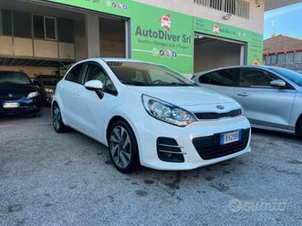 kia rio 1.1 crdi 5p. active