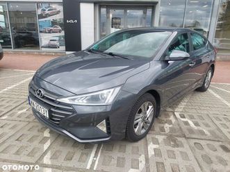 hyundai elantra 1.6 comfort