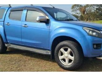 2015 isuzu kb 300 d-teq lx auto 4x4 double-cab