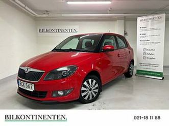 skoda fabia 1.2 tsi ambiente sensorer nyservad lågmil