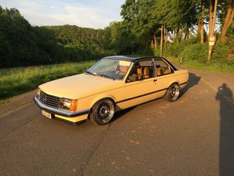 opel commodore c 2.5l berlina