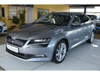 skoda superb lim. style bi-xenon / navi / alcantara