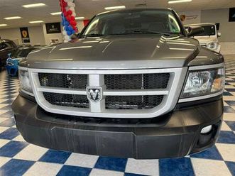 2011 ram dakota big horn!!!!!!!!!low mileage!!!!!!!!!!!!!!!!!!!!!!!!!!!!! no mon