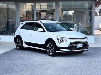 1.6 hybrid 105cv e6 automatica - 2023