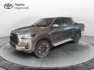 toyota hilux double cab 2.4 d-4d executive aut