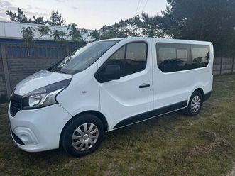 renault trafić 2017 9 osobowy ciechanów • olx.pl