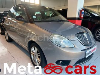 lancia ypsilon 1.4 16v platino