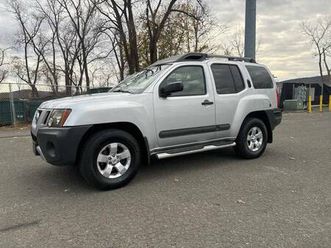 (no dlr fee) 2013 nissan xterra s 4x4 ( we finance)