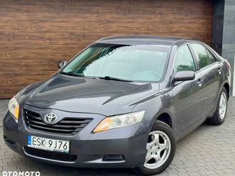 toyota camry 2.5 xle