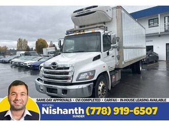 2019 hino 338 26' reefer + liftgate *safety inspected!