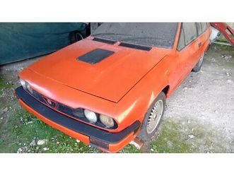 1982 alfa romeo alfetta rouge manuel, 5 vitesses conduite...