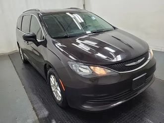 2018 chrysler pacifica lx 2wd *backup camera/bluetooth!!!*