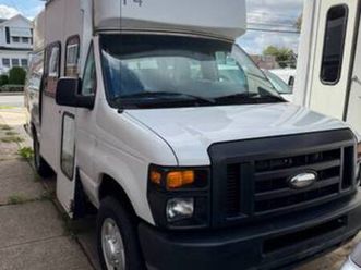 2010 ford e250 wheelchair van