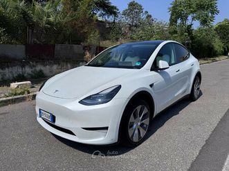 unicop proprietario non fumatore no incidentata