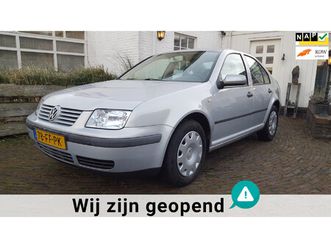 volkswagen bora 1.6 trendline , zeer goede auto met een nieuwe apk tot 22-11