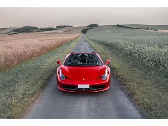 ferrari 458 spider 2dr auto 14/14 | triple layer paint | carbon fibre racing seats | carbon fibre driving zone | black calipers