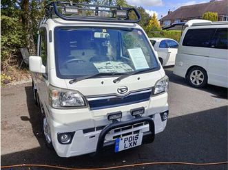 660 4x4 pickup auto (44 bhp)