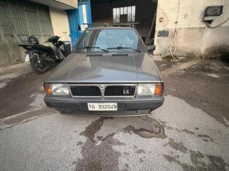 lancia delta lx