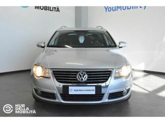 volkswagen passat variant 2.0 tdi dpf 4mot. highline del 2009 usata a foligno