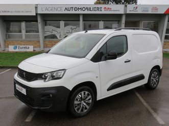 standard bluehdi 130ch premium/ possible galerie en supplément.