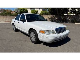 pristine classic 2011 ford crown victoria police intercept