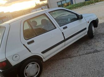 renault clio 1.2i bebop