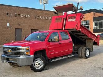 2016 chevrolet silverado 3500hd 4wd crew cab **del 10 foot dump