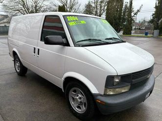 2004 chevrolet astro v6 4.3l only 177k.mi. white cargo van***sale***
