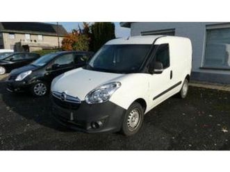 ② opel combo lichte vracht — camionnettes & utilitaires — 2ememain