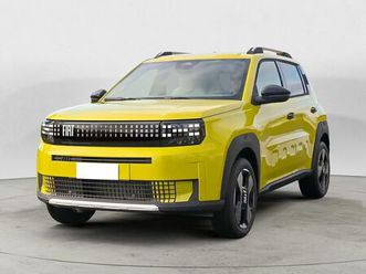 fiat grande panda 1.2 la prima 100cv nuova a parete