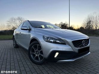 volvo v40 cross country d2 drive-e ocean race