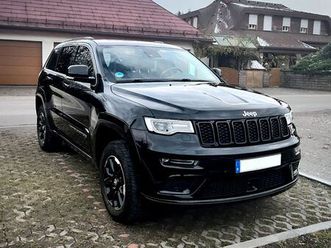 jeep grand cherokee v6 summit voll/ahk/luft/pano/acc