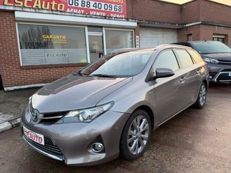 toyota auris touring sports 1,8 hybrid 136h