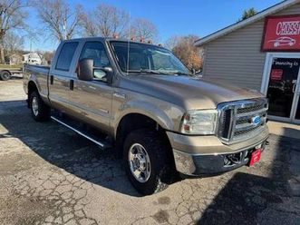 2005 ford f250 super duty crew cab - $3000.00 dn or discounted cash pr