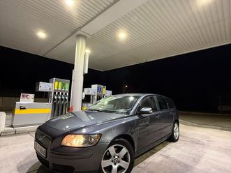 volvo v50 2.0d – solider kombi mit frischen reparaturen