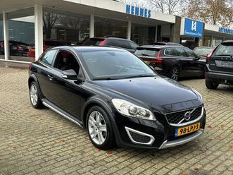 volvo c30 - 2.0 kinetic bluetooth youngtimer/ lage bijtelling/ btw voordeel €200,