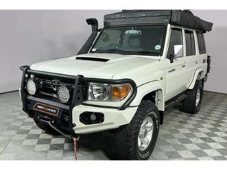 2020 toyota land cruiser 76 4.5 d v8 station wagon