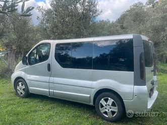van 8 posti - opel vivaro