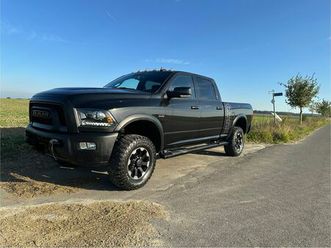 dodge ram 2500 power wagon