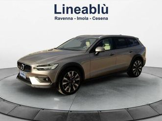 v60 cross country v60 cc (2018--->) d4 awd geartronic business plus