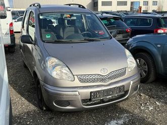 toyota yaris verso 1.3 sol /62kw/klima/servo/zentral/