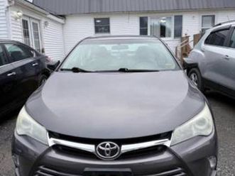 2016 toyota camry le