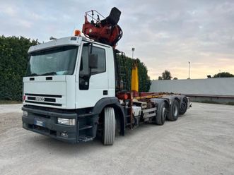 other iveco 260e43 eurotech usato scarrabile con gru
