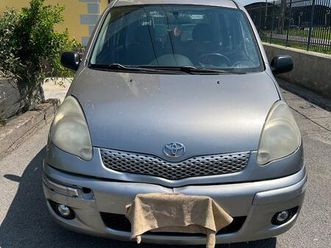 toyota yaris verso d4d