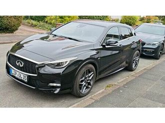 infiniti q30 2.0t dct fwd sport sport