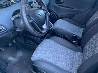 ypsilon 1.2 elefantino blu ecochic gpl 69cv my19